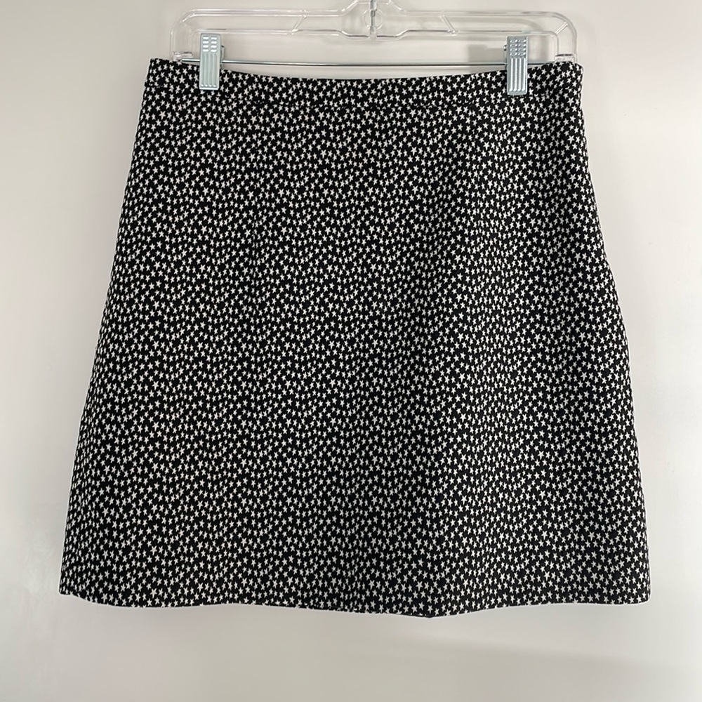 Black and white star print mini skirt